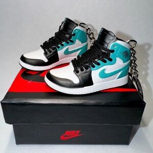 Air Jordan 1 High Green Glow Turquoise & Black Sneaker Keychain Pair Shoe Box 3D